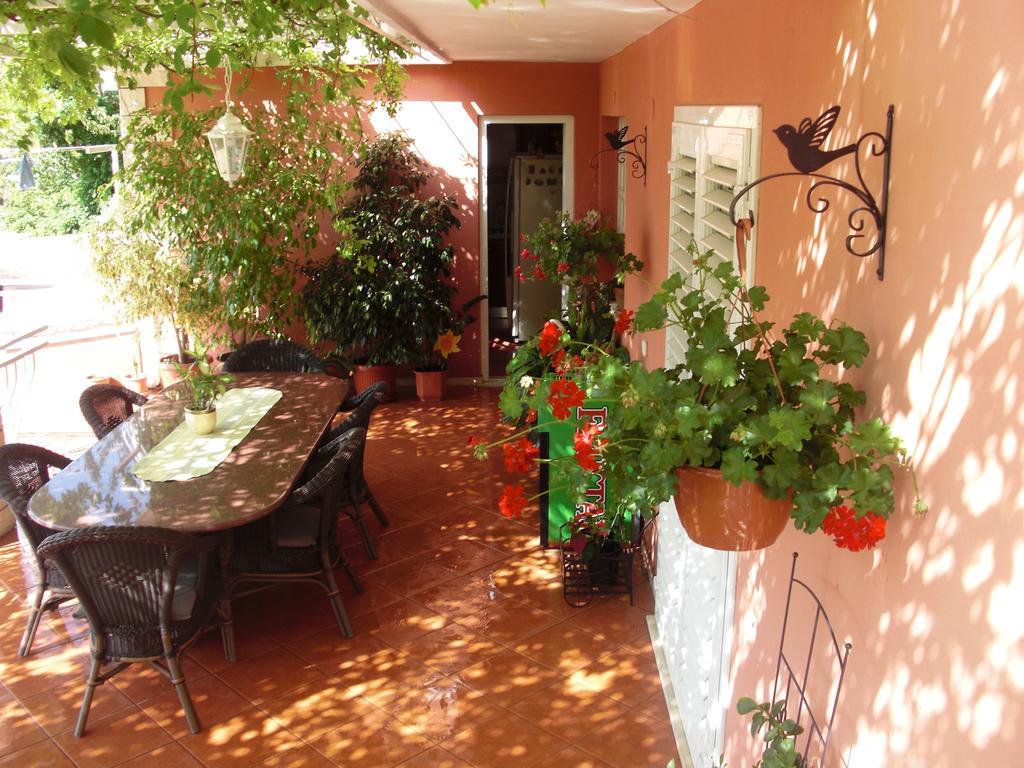 House Jelena Hotel Mlini Exterior foto