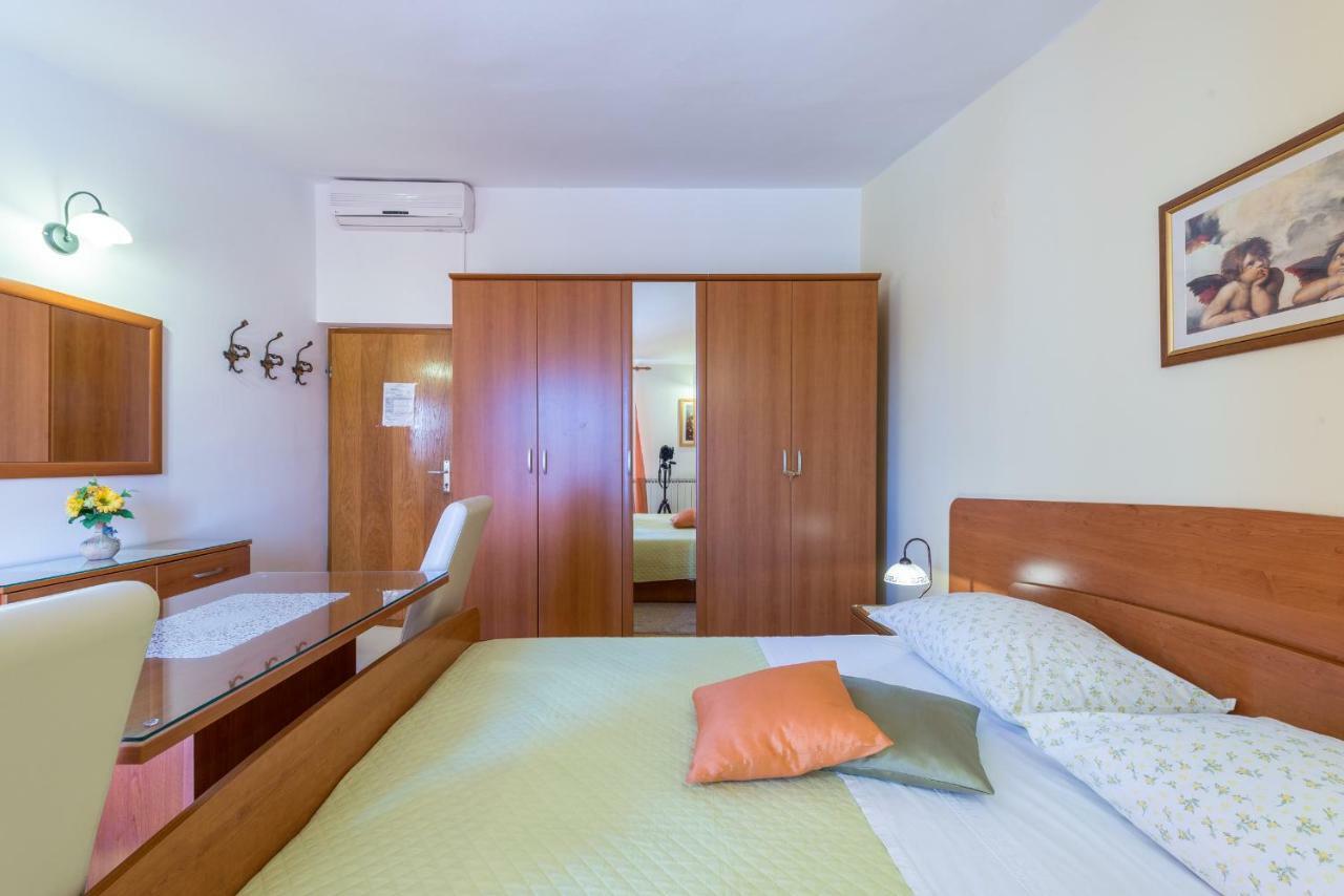 House Jelena Hotel Mlini Exterior foto